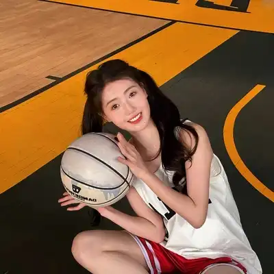张怡